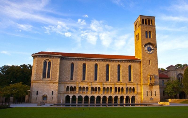 The University of Western Australia (UWA)