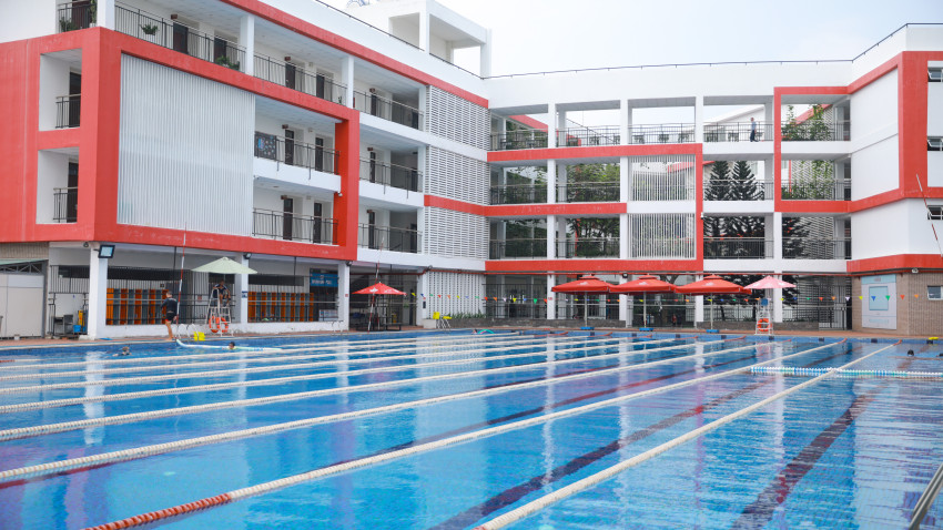 Hồ bơi đạt chuẩn 5 sao tại CIS
